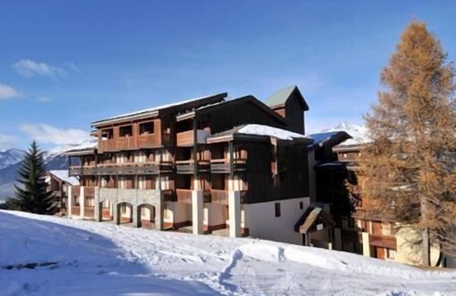 Bellentre Apartment | 100m from ski slopes, terrace, tv, 23m², Montchavin La Plagne