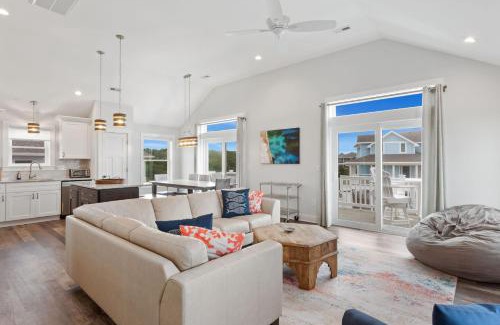 Ocean Hill House | 1013 - High Tides and Philly Forever