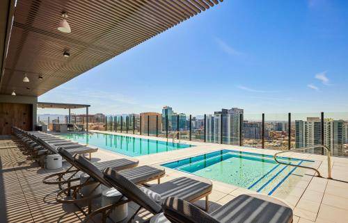 Evans Churchill Apartment | 102 m² Apartment ∙ 2 bedrooms ∙ 5 guests