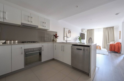 East Perth Apartment | 104 EastPerth Euphoria Escape 2BR Parkng