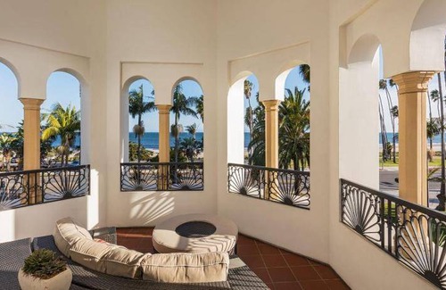 East Beach Hotel | 104 m² Hotel ∙ 127 guests