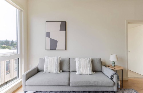 Piedmont Avenue Apartment | 105 m² Apartment ∙ 2 bedrooms ∙ 4 guests