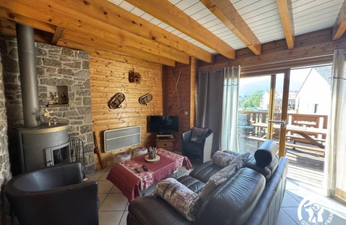 Formigueres House | 105 m² Gîte ∙ 3 bedrooms ∙ 6 guests
