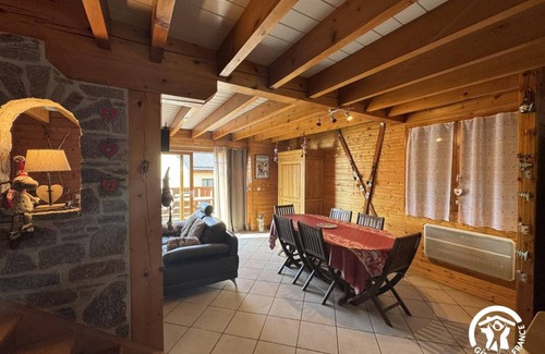 Formigueres House | 105 m² Gîte ∙ 3 bedrooms ∙ 6 guests