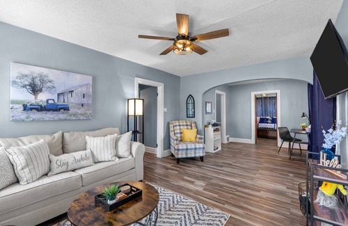 Warrenton House | 105 m² House ∙ 2 bedrooms ∙ 6 guests
