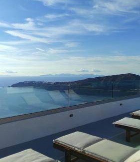 Imerovigli Villa | 105 m² Villa ∙ 3 bedrooms ∙ 8 guests