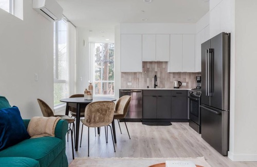 West Woodland House | 106 m² House ∙ 2 bedrooms ∙ 4 guests