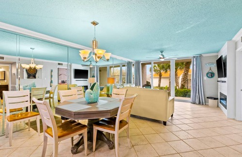 Holiday Isle Condo | 109 m² Condo ∙ 2 bedrooms ∙ 6 guests