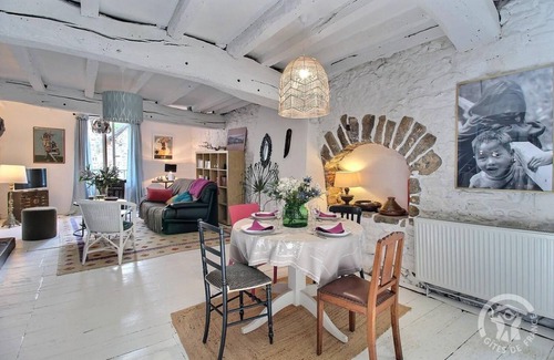 Dinan House | 109 m² Gîte ∙ 2 bedrooms ∙ 5 guests