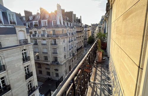 16th Arrondissement Apartment | 10m' from the Eiffel Tower Family apartment ideal for the Olympic Games