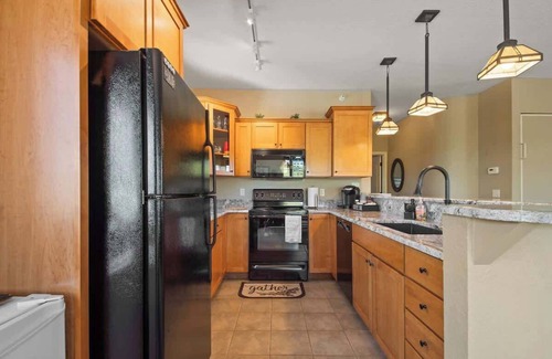Bellaire Condo | 10th fairway condo, Beautiful Views,SpaciousDeck