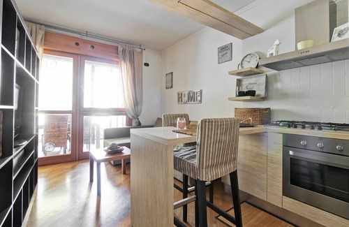 Garbatella Apartment | 11 - COLOMBO · Cozy terrace close to Eataly and me