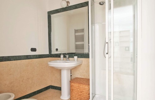 Garbatella Apartment | 11 - COLOMBO · Cozy terrace close to Eataly and me