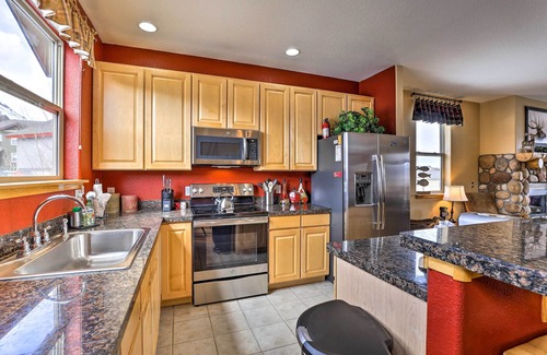 Wildernest House | 11 Mi to Keystone: Silverthorne Condo w/Deck