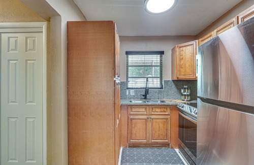 Gladeview House | 11 Mi to South Beach: Home w/Screened Porch!