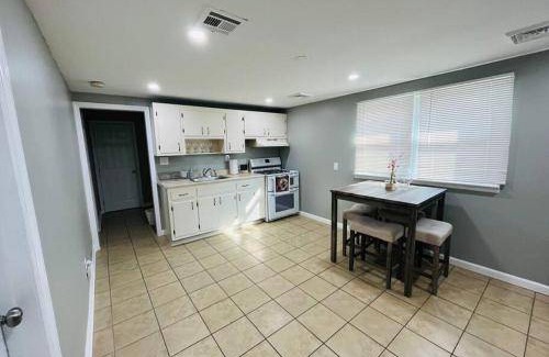 North Brunswick House | 111 m² House ∙ 3 bedrooms ∙ 5 guests