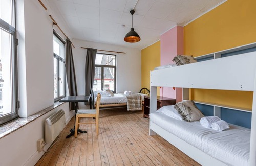 Kunstenkwartier Apartment | 110 m² Apartment ∙ 4 bedrooms ∙ 8 guests