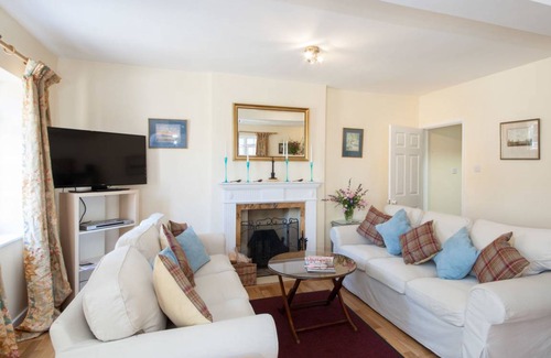 Worton House | 110 m² House ∙ 1 bedroom ∙ 8 guests