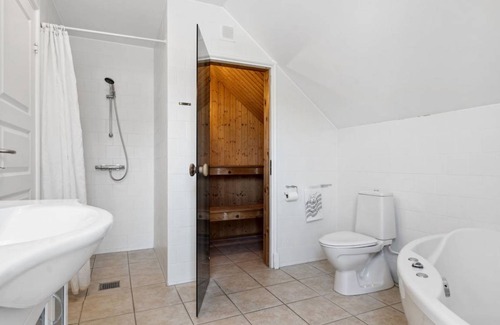 Gjern House | 110 m² House ∙ 1 bedroom ∙ 8 guests