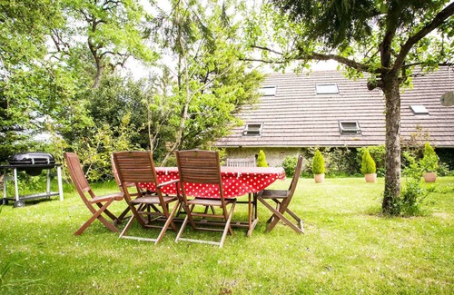 Monteaux House | 110 m² House ∙ 3 bedrooms ∙ 7 guests