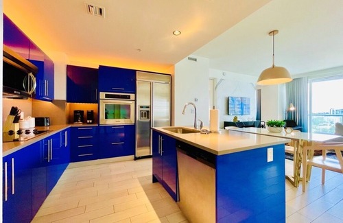 Central Beach Apartment | 1106-Beachfront-Gym-Downtown-Main strip-Oceanview-Pool-Stunning views