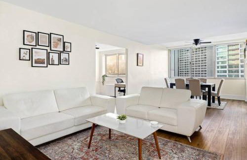 Downtown Atlanta Apartment | 1109-Extra LG-King Bed-1 Free Park-Fast WiFi-DTW