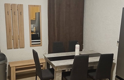 Katernberg Apartment | 111-Real estate