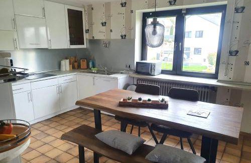 Grossmehring Apartment | 115 m² Apartment ∙ 3 bedrooms ∙ 7 guests