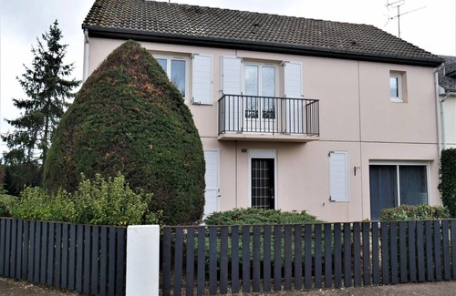 Sully-sur-Loire Cottage | 115 m² Cabin ∙ 5 bedrooms ∙ 6 guests
