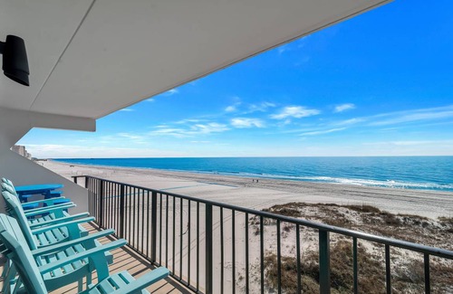 Gulf Shores Condo | 115 m² Condo ∙ 3 bedrooms ∙ 8 guests