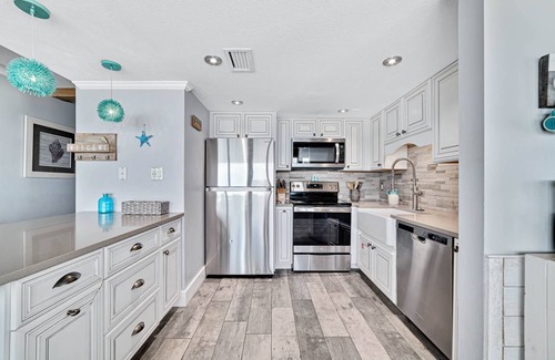 Gulf Shores Condo | 115 m² Condo ∙ 3 bedrooms ∙ 8 guests
