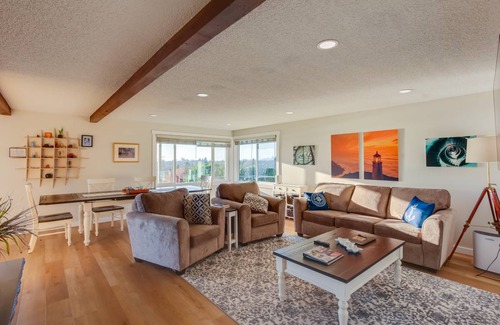 Northeast Tacoma Apartment | 116 m² Apartment ∙ 2 bedrooms ∙ 6 guests