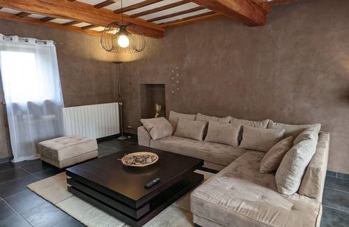 Fussey Cottage | 118 m² Cabin ∙ 3 bedrooms ∙ 8 guests
