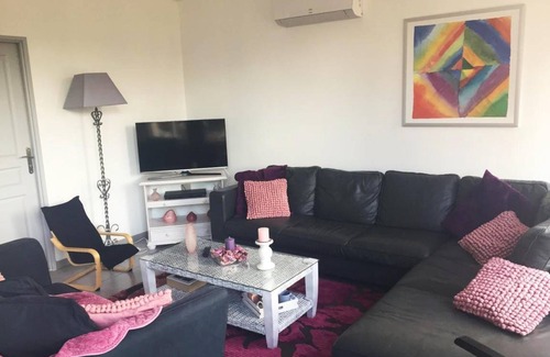 Lissac-sur-Couze House | 118 m² Gîte ∙ 3 bedrooms ∙ 8 guests