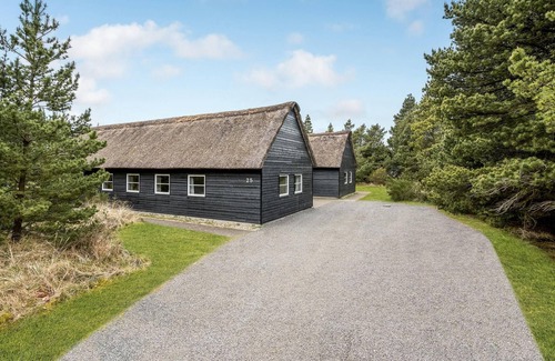 Blavand House | 12 bedroom beautiful home in Blåvand