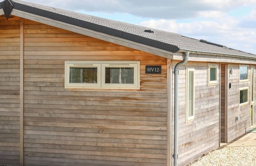 Dobwalls Cottage | 12 HORIZON VIEW, pet friendly, luxury holiday cottage in Dobwalls