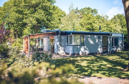 Voorthuizen House | 12 person bungalow for an outing with the whole crowd.