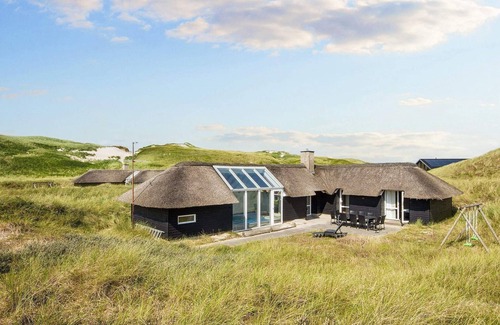 Haurvig House | 12 person holiday home in Hvide Sande