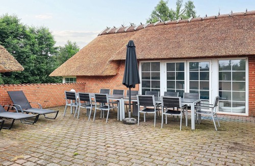 Bøtø By House | 12 person holiday home in Væggerløse-By Traum