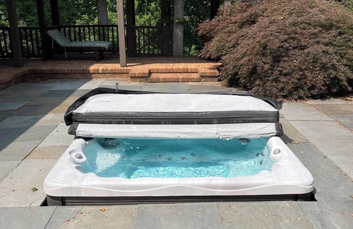 Castleton House | 12-Person House with Hot Tub on Spectacular Estate