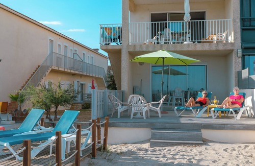 Frontignan Apartment | 12/sea view apartment