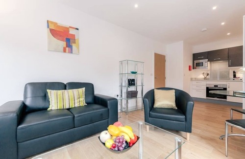 Leatherhead Apartment | 12 Swan House -2 bedroom apartment