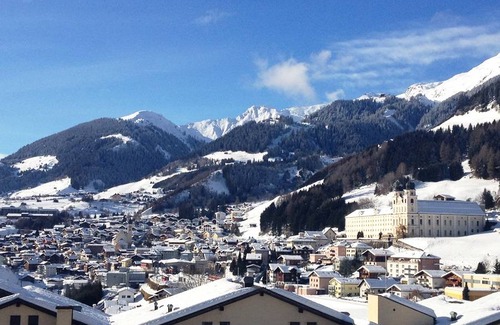 Disentis Apartment | 120 m² Apartment ∙ 2 bedrooms ∙ 6 guests
