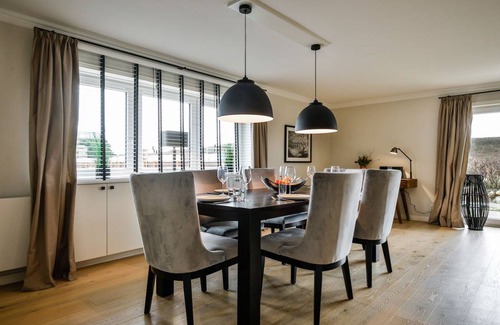 Westerland Apartment | 120 m² Apartment ∙ 2 bedrooms ∙ 4 guests