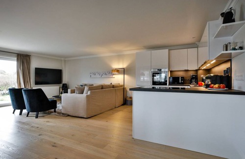 Westerland Apartment | 120 m² Apartment ∙ 2 bedrooms ∙ 4 guests
