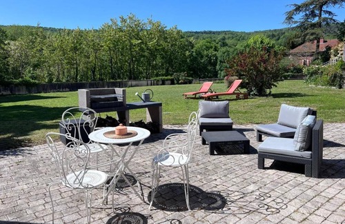 Chanonat House | 120 m² Gîte ∙ 3 bedrooms ∙ 6 guests