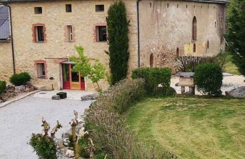Dourgne House | 120 m² Gîte ∙ 3 bedrooms ∙ 6 guests