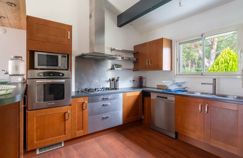 Saint-Jean-d'Illac House | 120 m² House ∙ 3 bedrooms ∙ 8 guests