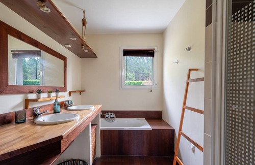 Saint-Jean-d'Illac House | 120 m² House ∙ 3 bedrooms ∙ 8 guests