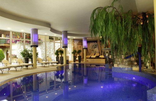 Maurach Hotel | 120 m² Hotel ∙ 2 bedrooms ∙ 4 guests